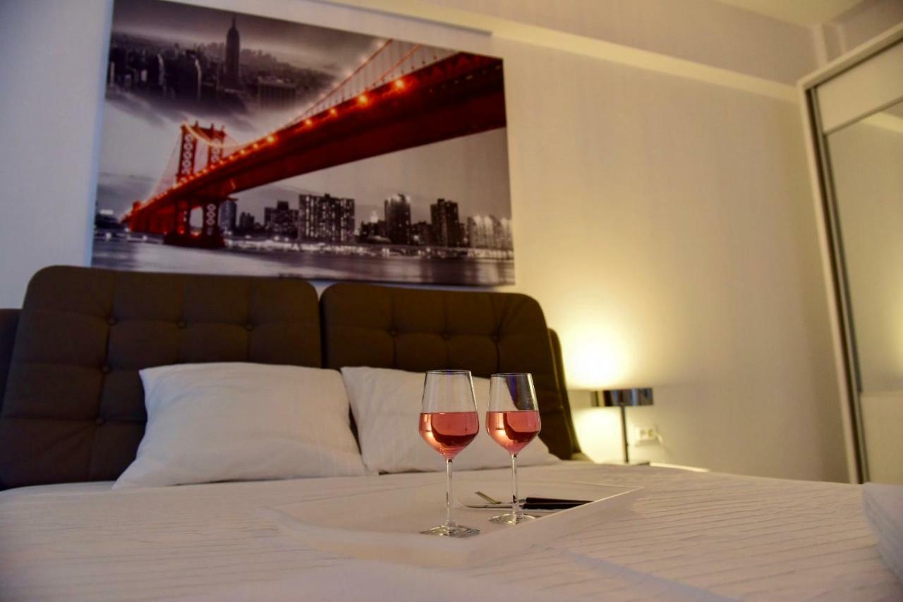Eric Apartment Бухарест Экстерьер фото